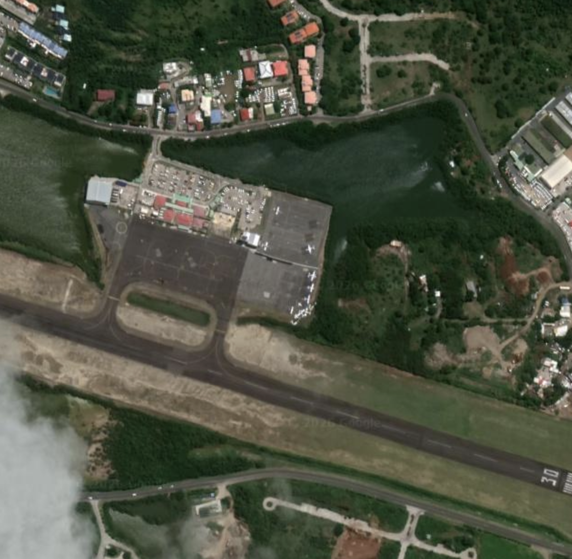 Satellite view of Grand Case l'Espérance Airport in Saint-Martin before the uracane